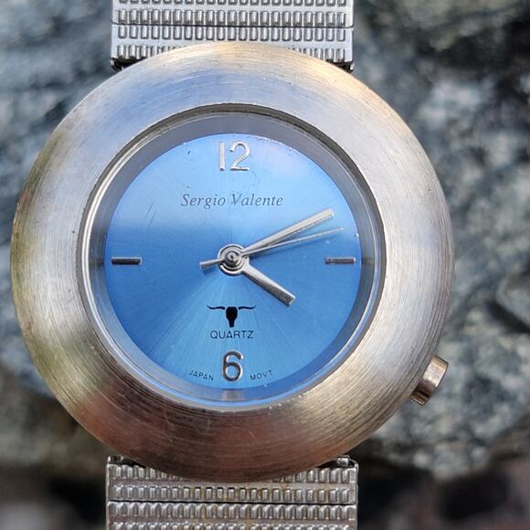 Vintage Watches Sergio Valente Blue Dial Watch Silver Mesh Band Quartz Retro - Picture 8 of 10